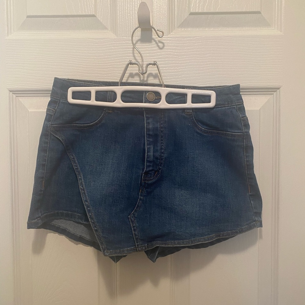 Black Label Dark Blue Jean Shorts